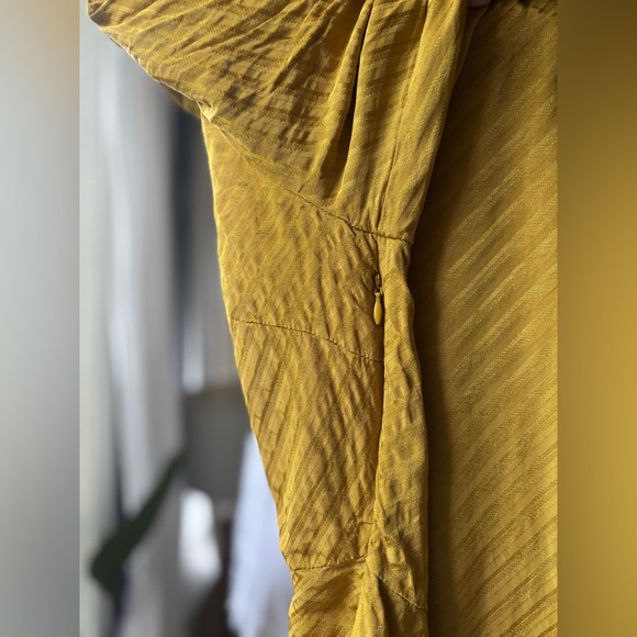 ANTHROPOLOGIE JUST FEMALE | Magna blouse with side zip | size large - Picture 5 of 5